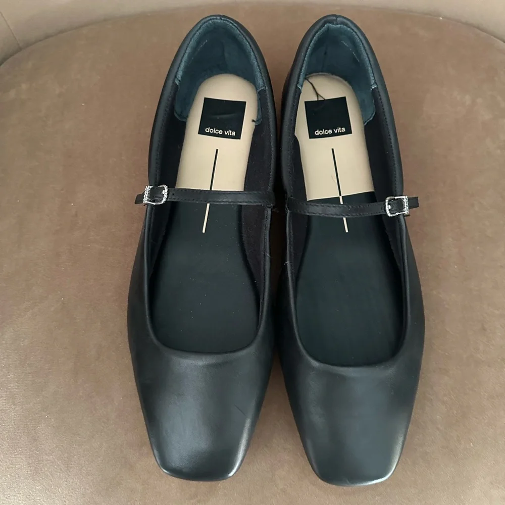 Dolce Vita Reyes Black Mary Jane Flats - Picture 4 of 8